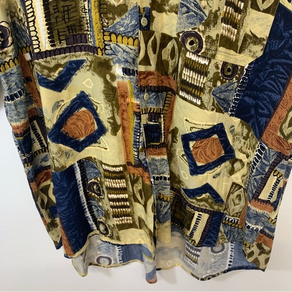 Tribes Camp Shirt Men XL Short Sleeve  Abstract Print Button Up Travel Vacation - Picture 3 of 9